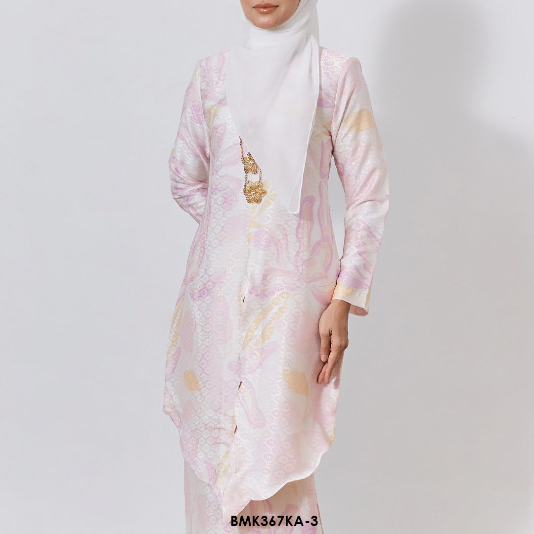 Kebaya Anggun 2.0 in Cream (BMK367KA-3) - Image 3