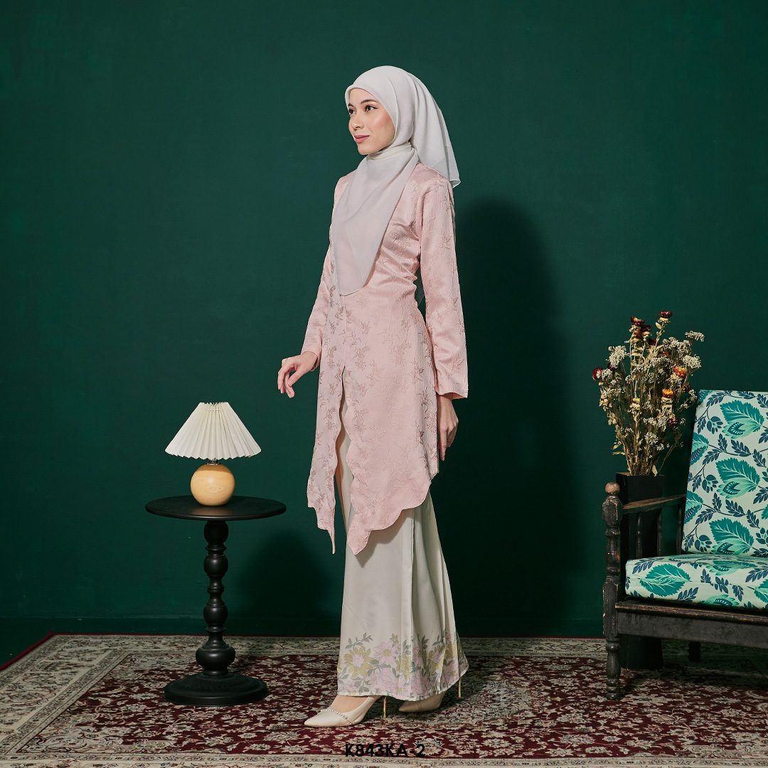 Kebaya Anggun 2.0 in Baby Pink (K843KA-2) - Image 2