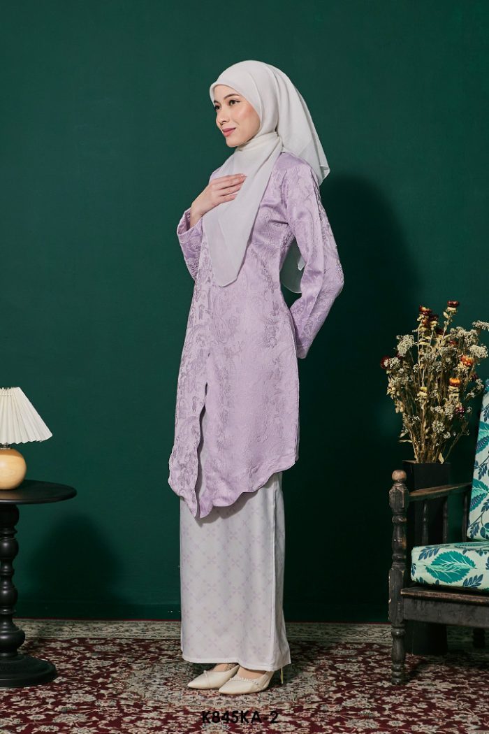 Kebaya Anggun 2.0 in Lilac (K845KA-2)