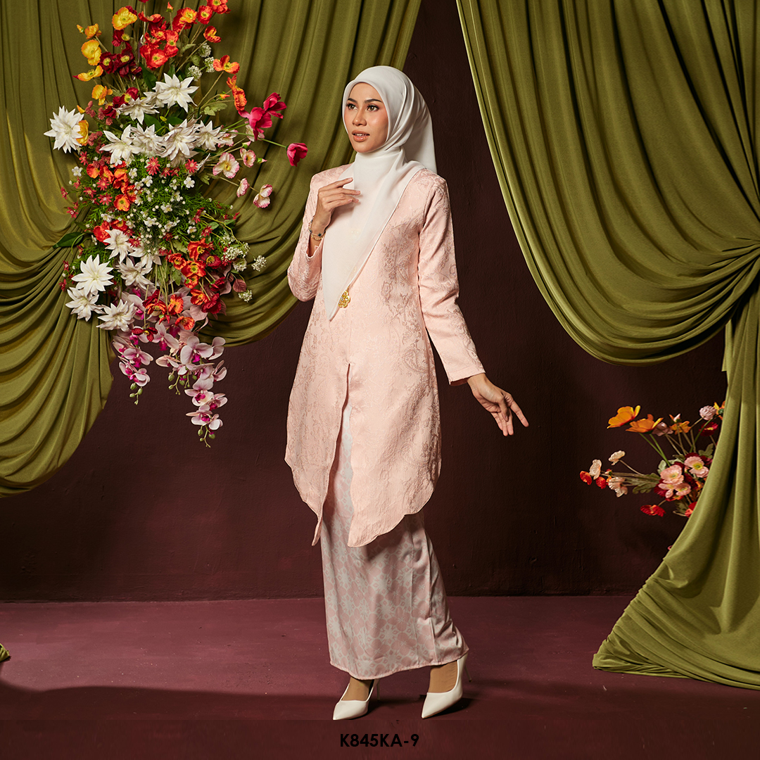 Kebaya Anggun 2.0 in Baby Pink (K845KA-9) - Image 2