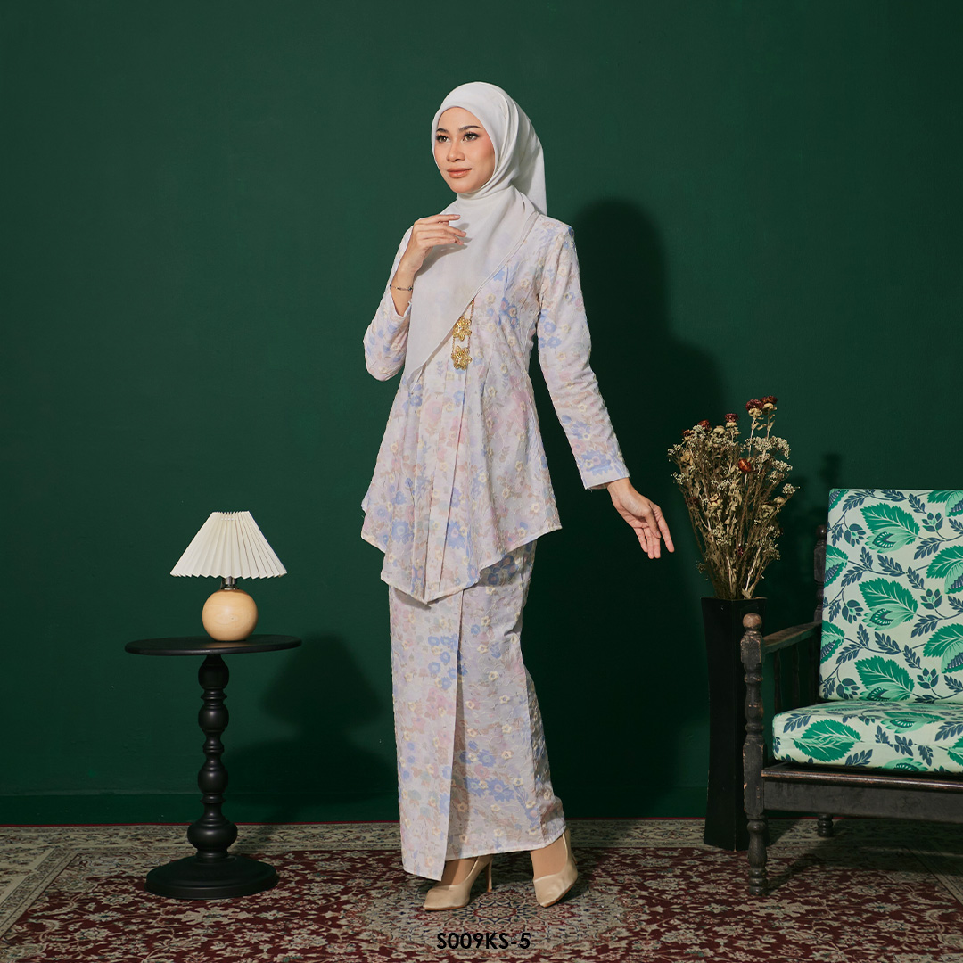 Kebaya Saloma in Blue (S009KS-5) - Image 2
