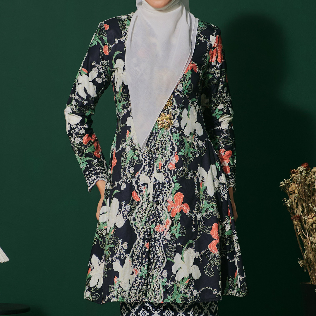 Kebarung Kalthom Petite in Black (S012KP-4) - Image 4