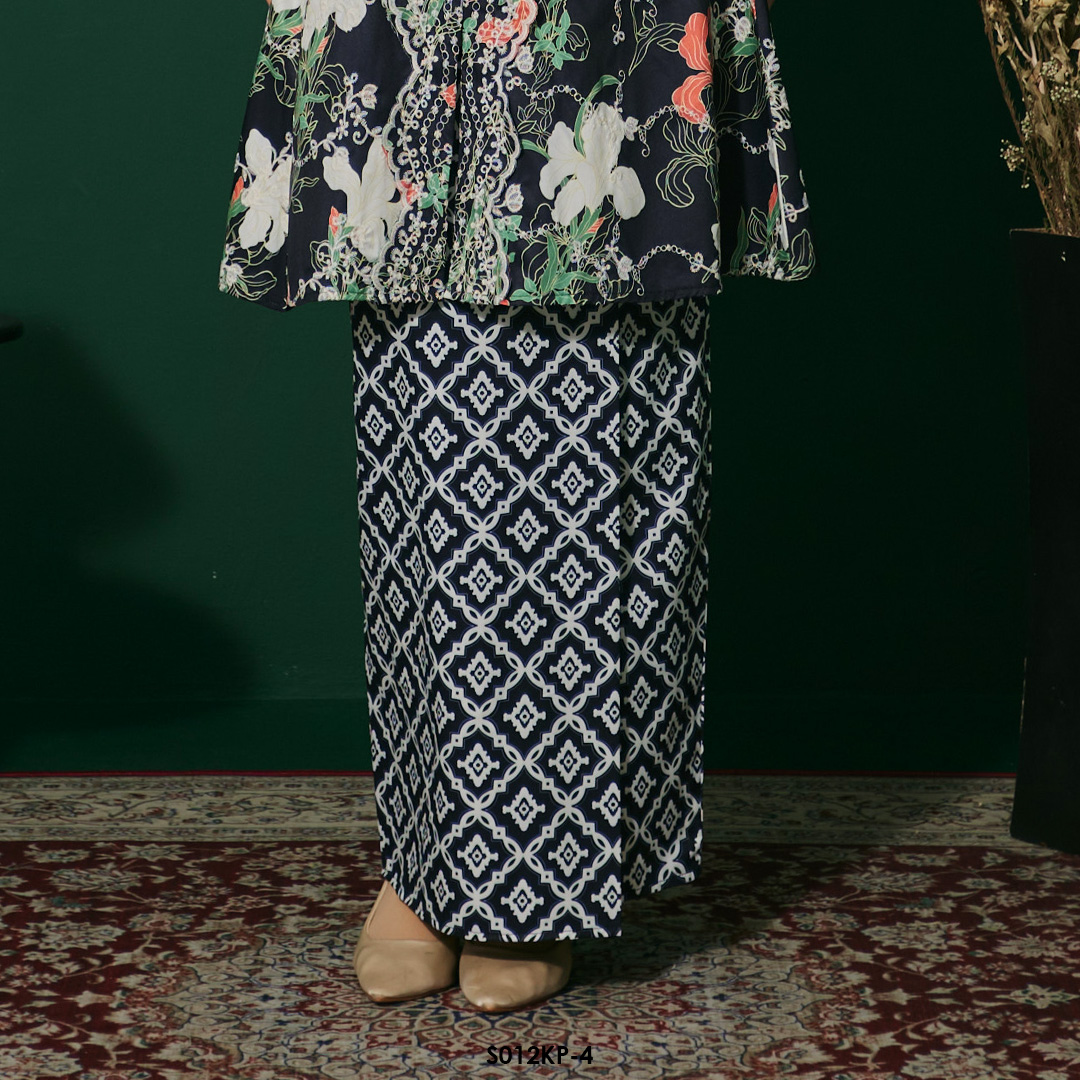 Kebarung Kalthom Petite in Black (S012KP-4) - Image 3