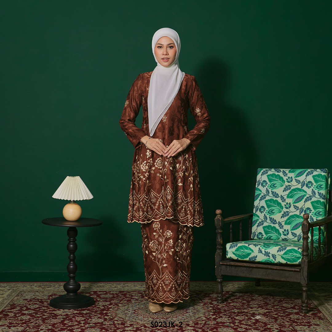 Juliana Kurung in Rich Brown (S023JK-2)