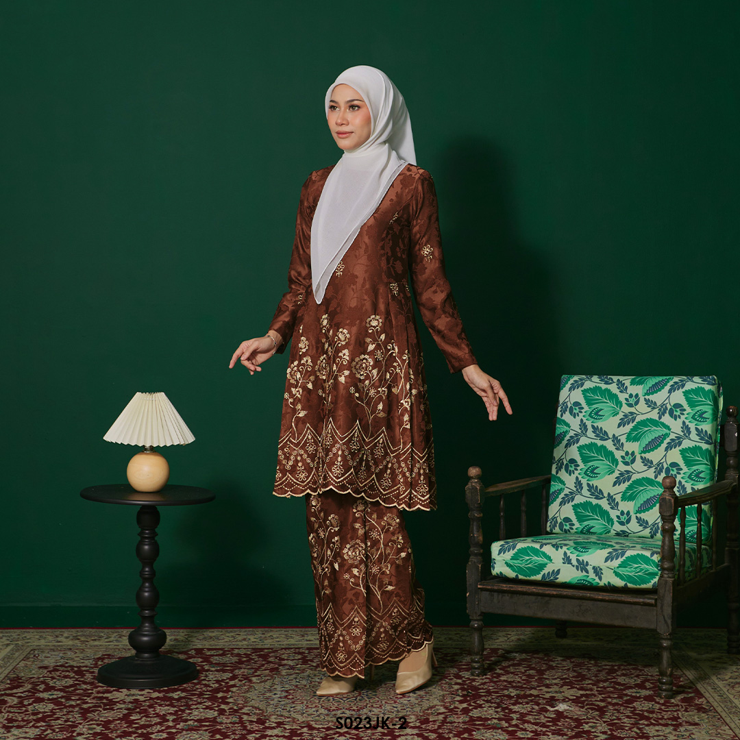 Juliana Kurung in Rich Brown (S023JK-2) - Image 2