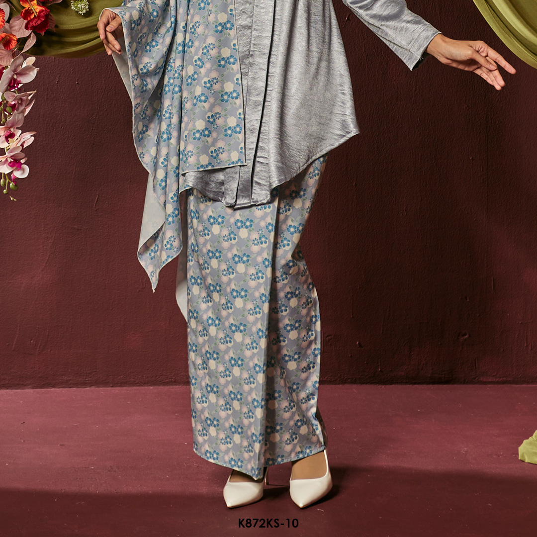 Kebaya Saloma With Shawl in Powder Blue (K872KS-10) - Image 4