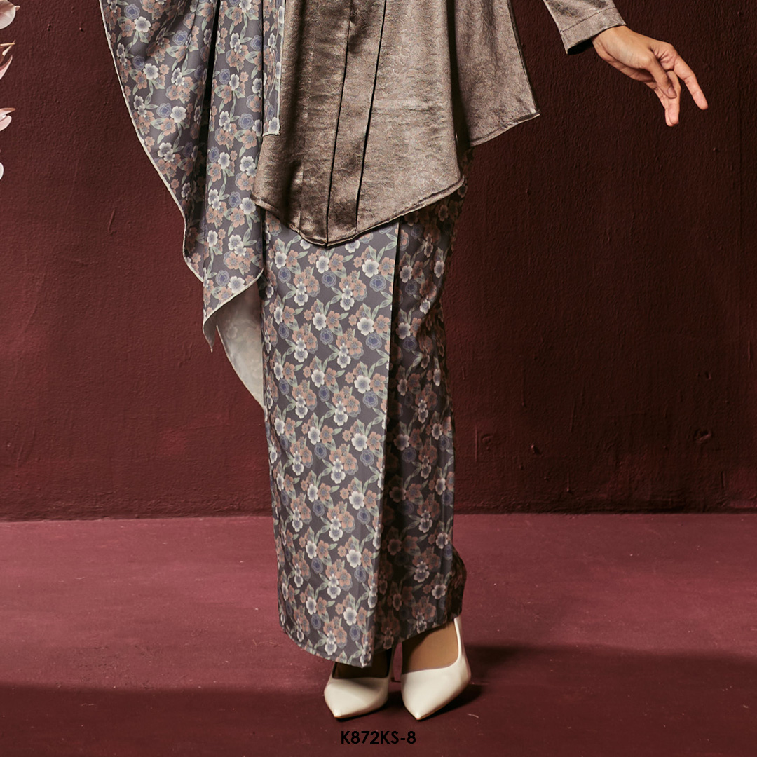 Kebaya Saloma With Shawl in Dark Grey (K872KS-8) - Image 3