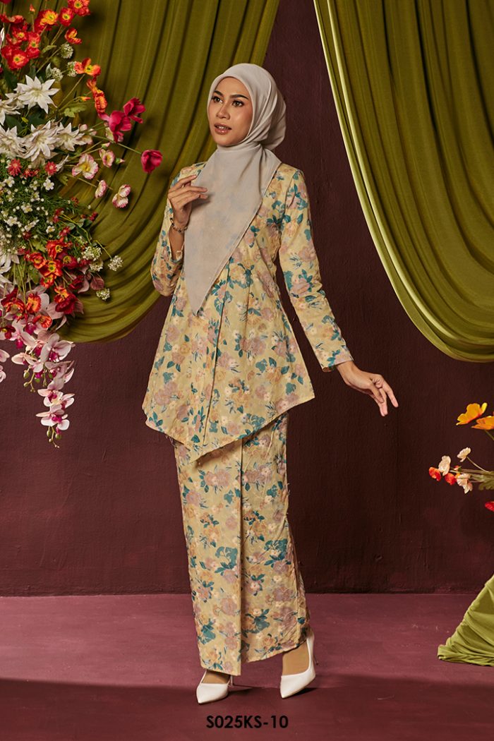 Kebaya Saloma in Butter Yellow (S025KS-10)