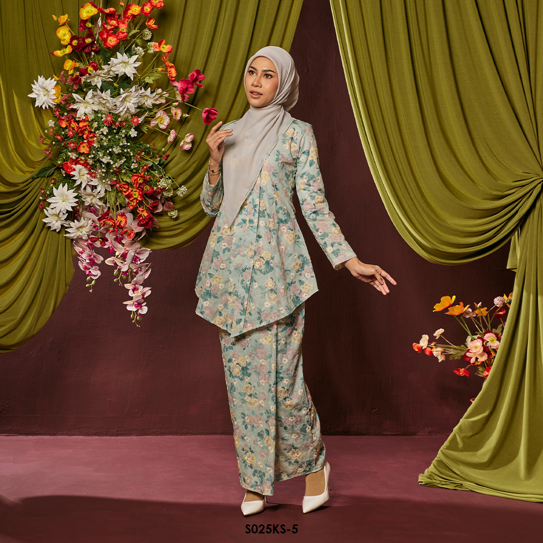 Kebaya Saloma in Pistachio (S025KS-5) - Image 2