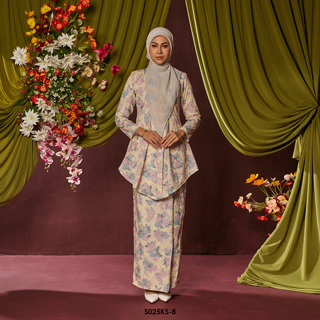 Kebaya Saloma in Vanilla (S025KS-8)