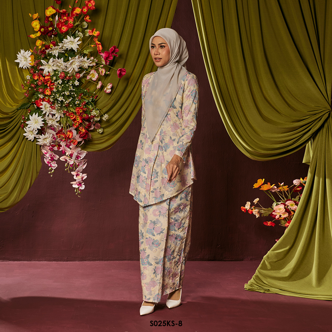 Kebaya Saloma in Vanilla (S025KS-8) - Image 2