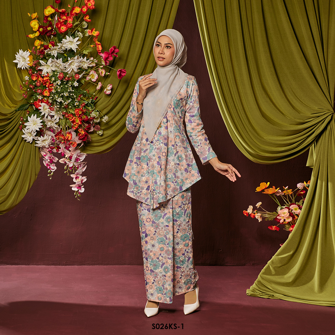 Kebaya Saloma in Peach Salmon (S026KS-1) - Image 2