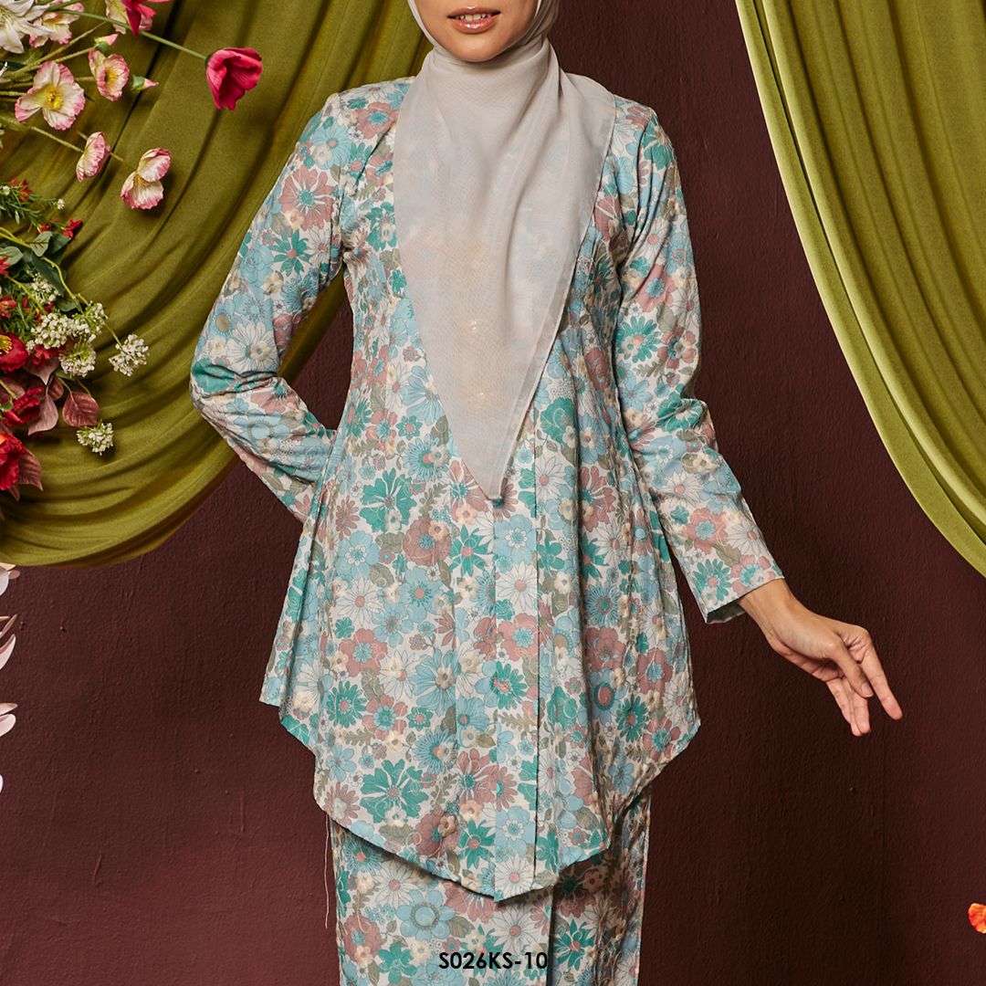 Kebaya Saloma in Light Blue (S026KS-10) - Image 3
