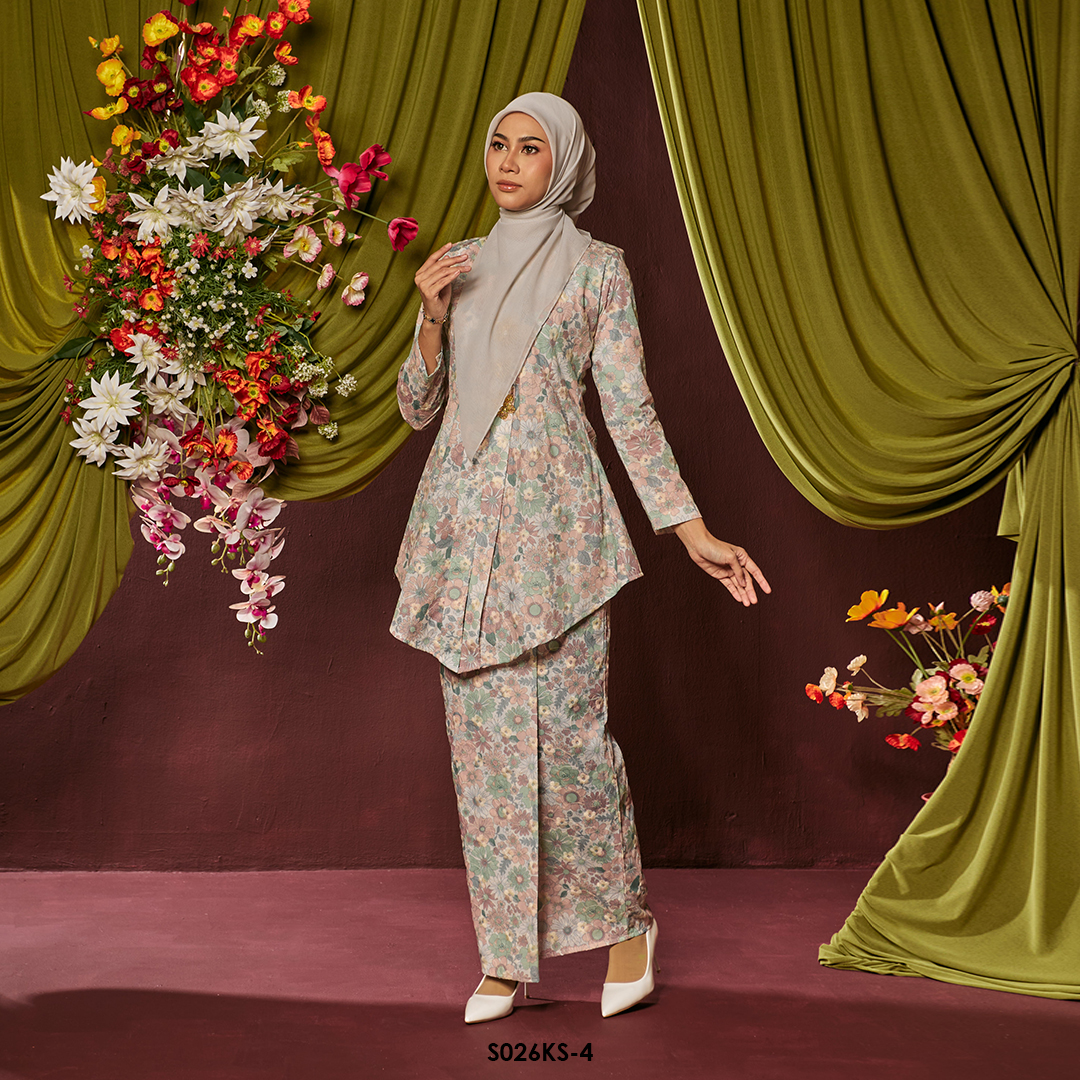 Kebaya Saloma in Salmon Pink (S026KS-4) - Image 2