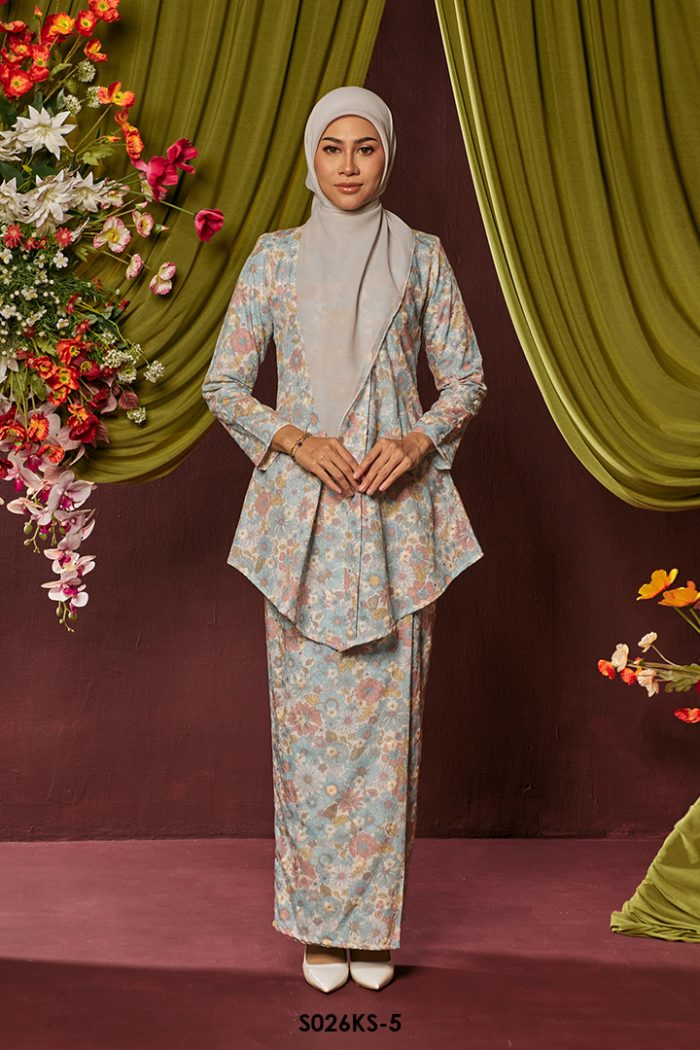 Kebaya Saloma in Icy Blue (S026KS-5)
