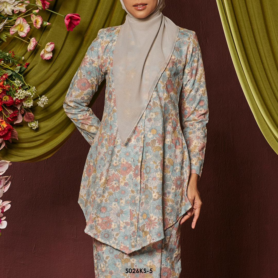 Kebaya Saloma in Icy Blue (S026KS-5) - Image 3