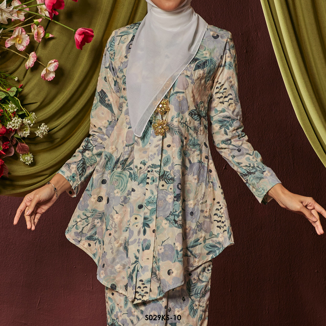 Kebaya Saloma in Pale Purple (S029KS-10) - Image 3