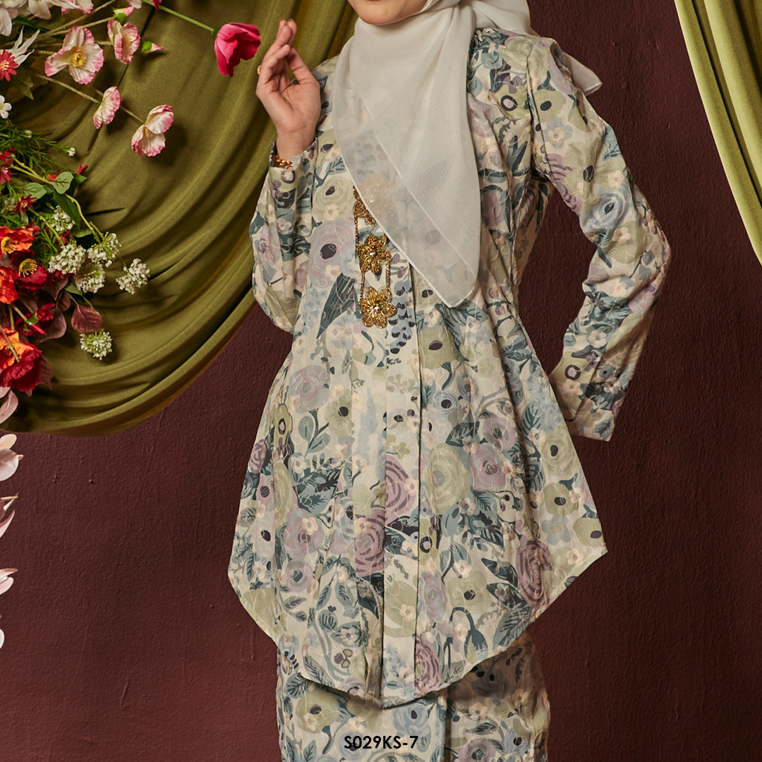 Kebaya Saloma in Lilac (S029KS-7) - Image 3