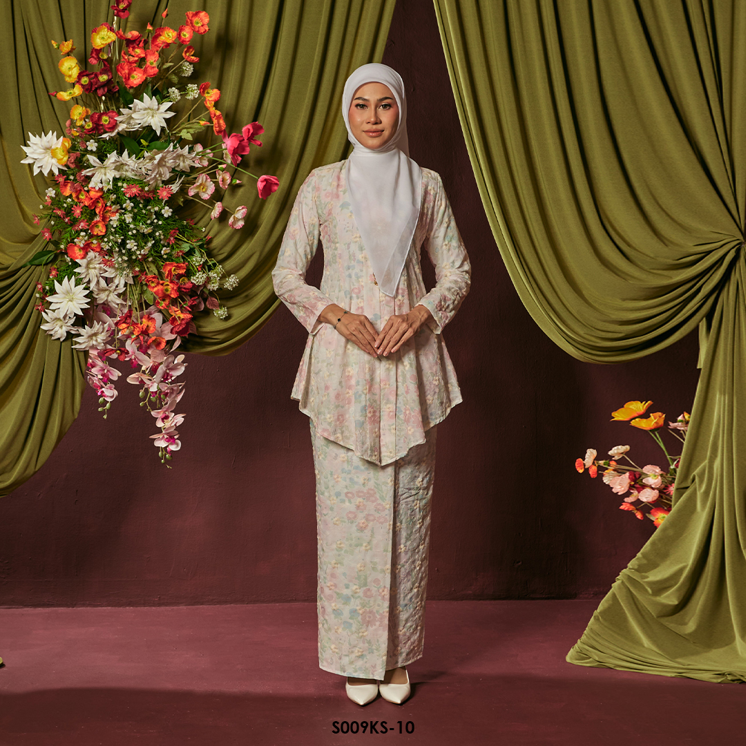 Kebaya Saloma in Plum (S009KS-10)
