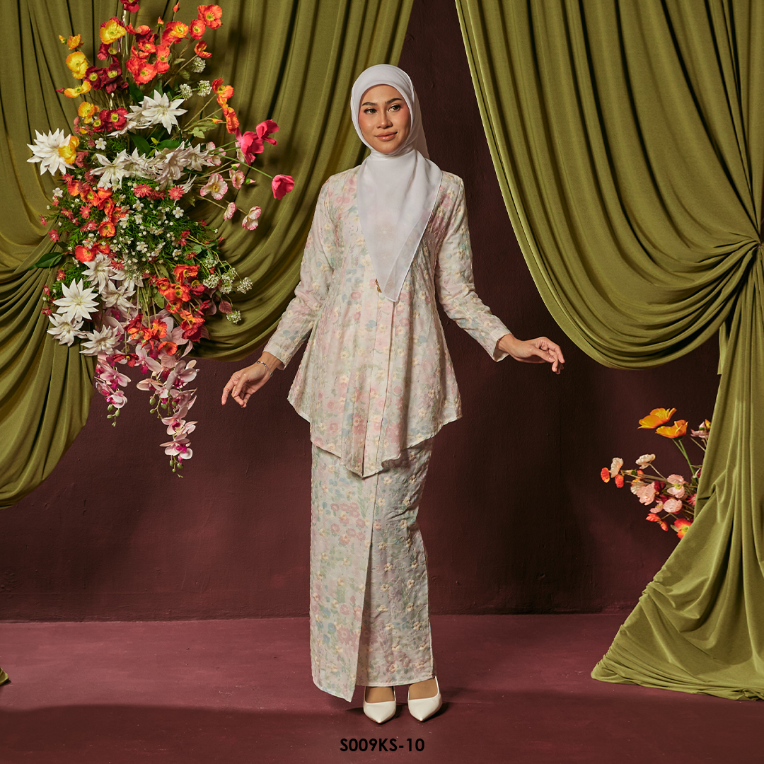 Kebaya Saloma in Plum (S009KS-10) - Image 2