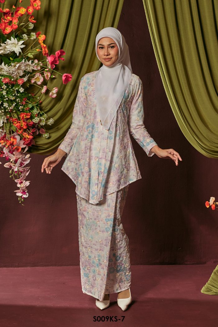 Kebaya Saloma in Lilac (S009KS-7)