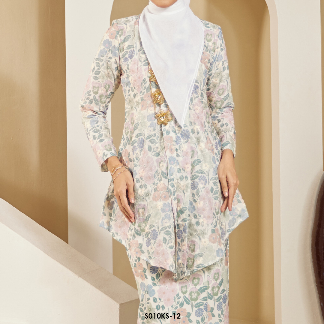 Kebaya Saloma in Green Tea (S010KS-12) - Image 3
