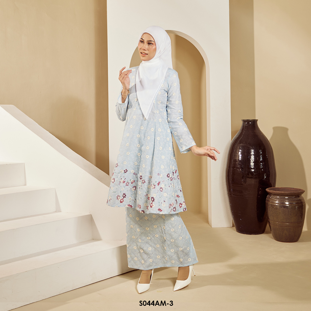 Ameera Kurung in Blue (S044AM-3) - Image 2