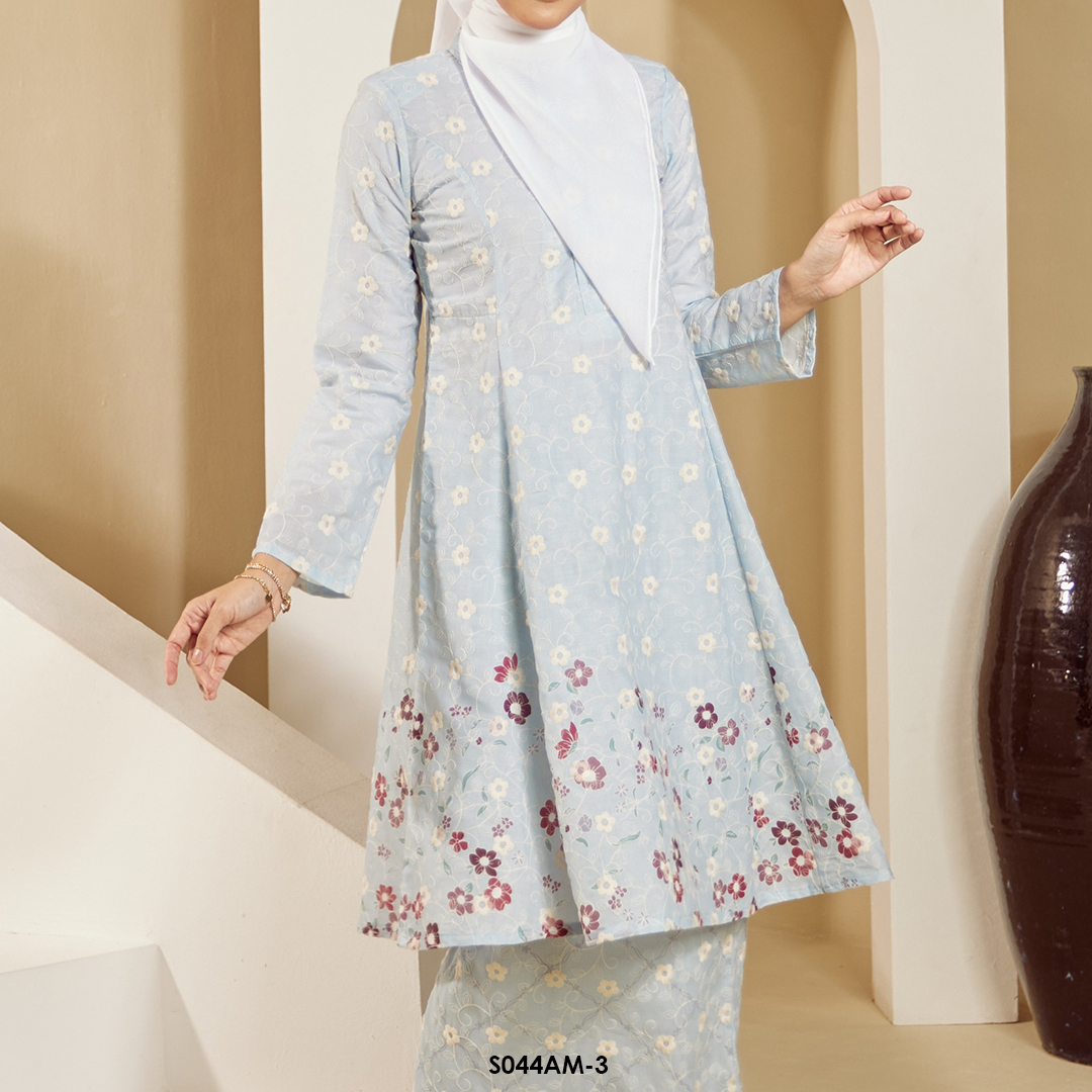 Ameera Kurung in Blue (S044AM-3) - Image 4