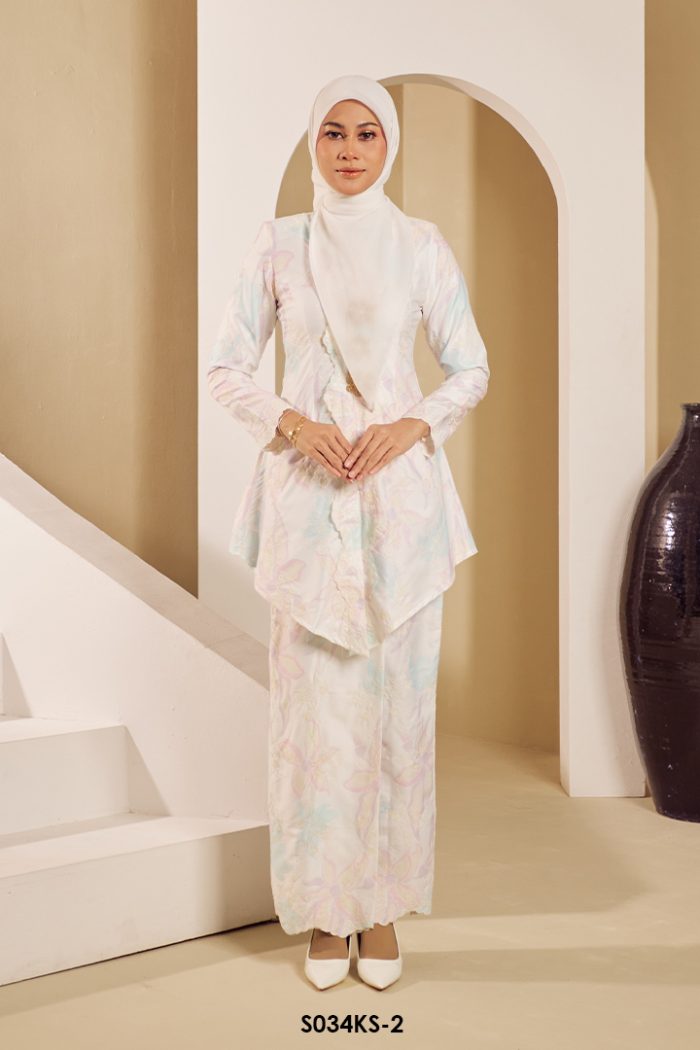 Kebaya Saloma in White (S034KS-2)