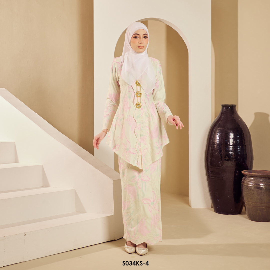 Kebaya Saloma in Pastel Cream (S034KS-4) - Image 2