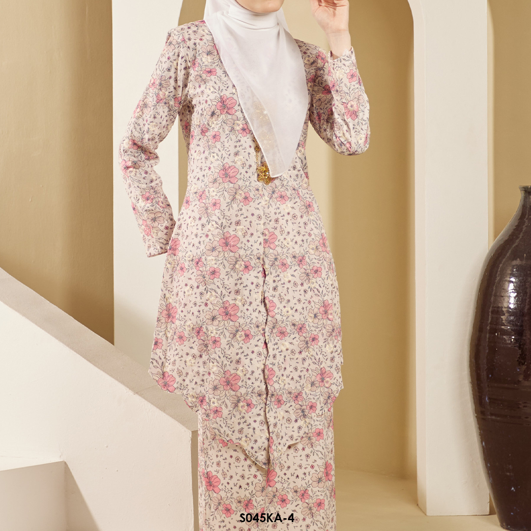 Kebaya Anggun 2.0 in Salmon Pink (S045KA-4) - Image 3