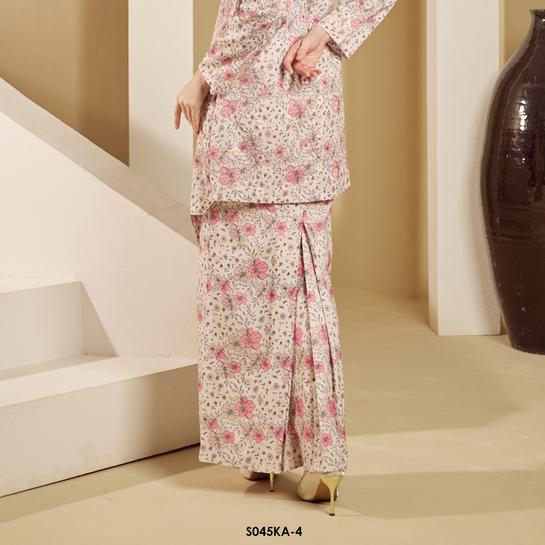 Kebaya Anggun 2.0 in Salmon Pink (S045KA-4) - Image 4