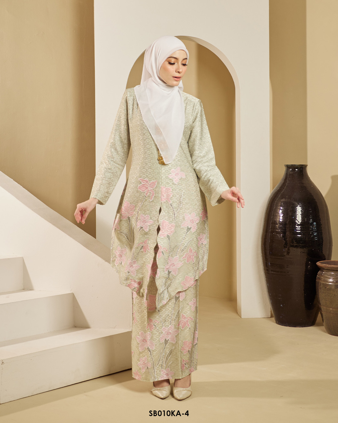 Kebaya Anggun 2.0 in Soft Green (SB010KA-4) - Image 2
