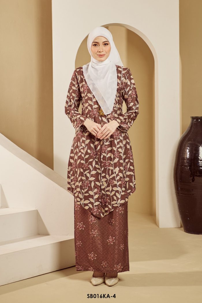 Kebaya Anggun 2.0 in Rich Brown (SB016KA-4)